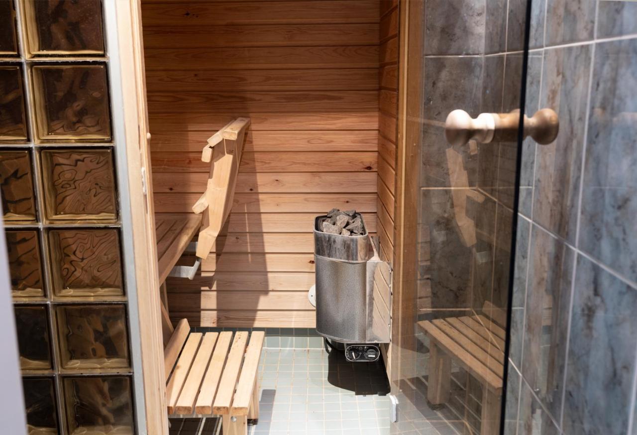 2Ndhomes City Center 2Br Apartment With Balcony And Sauna By Kaisaniemi Park Хельсинки Экстерьер фото